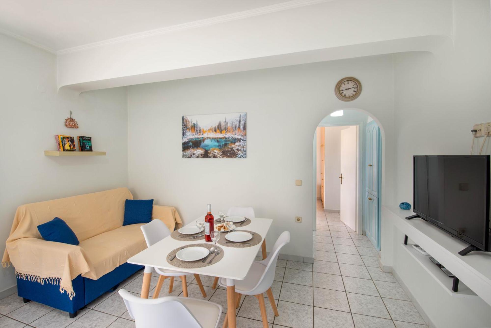 Militsa House Holiday home *